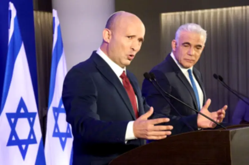 イスラエル元首相ら新党結成、ネタニヤフ氏続投阻止へ