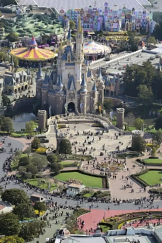 東京ディズニー運営会社、売上高最高を更新 客単価増加が寄与