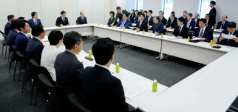 消費減税巡り国民会議で与野党の主張隔たり、時期や財源が焦点に