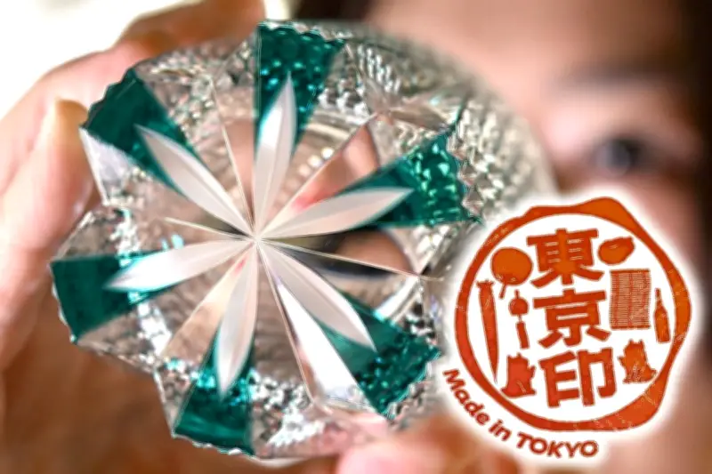 葛飾区の伝統工芸士・青山弥生さん、江戸切子で自由な光を表現