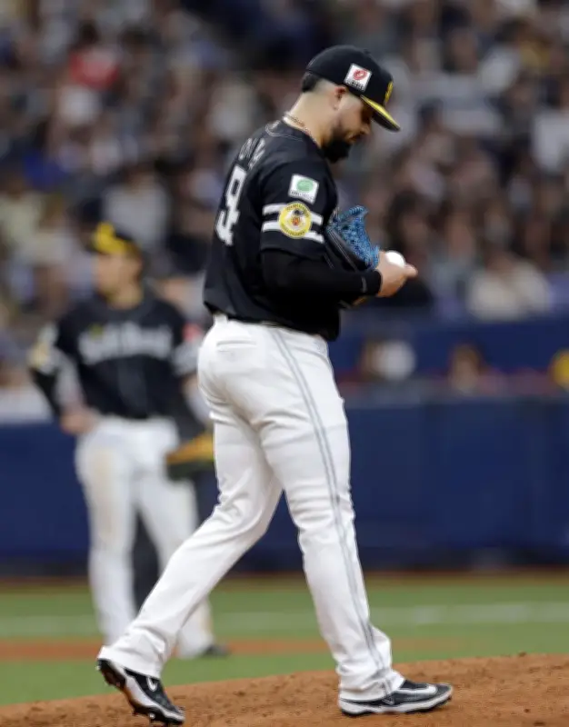 ソフトバンク、救援陣の不安露呈 小久保監督「やってもらうしか」