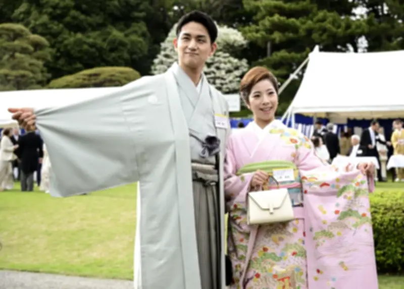 三浦璃来さん、園遊会でのロケット柄帯と振り袖が話題に