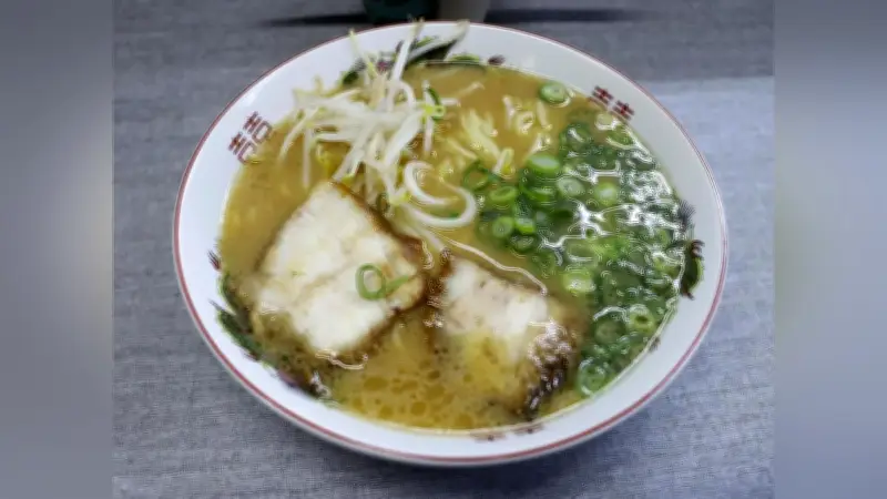 鹿児島の老舗「ほんやラーメン」、常連客らが昭和の味を再現し再オープン