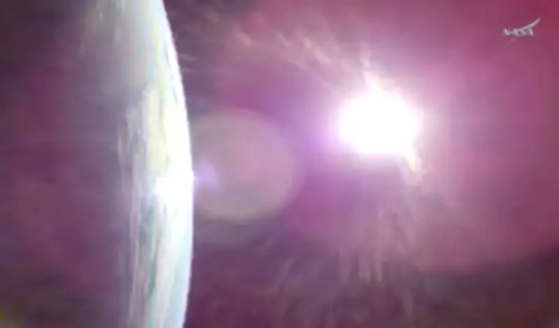 文科相、月周回飛行「成功期待」 アルテミス計画で日本人飛行士の月面着陸機会に言及