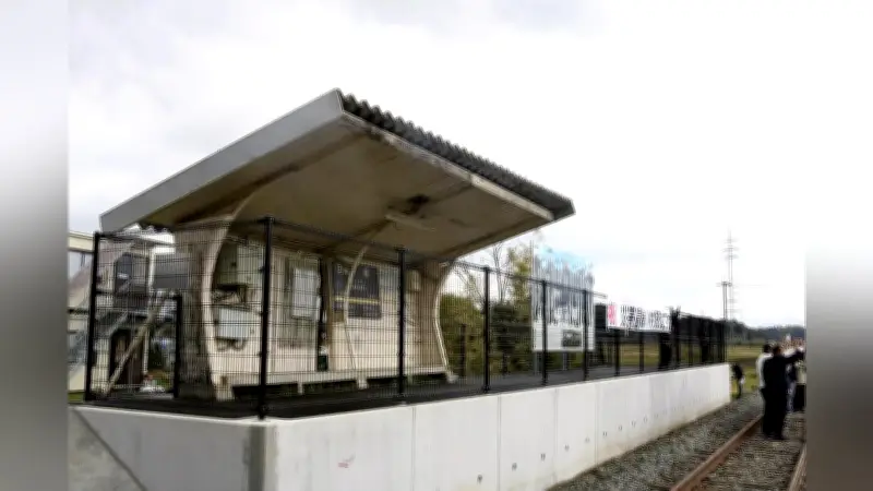 九州豪雨被災の旧川村駅、災害遺構として整備完了 待合所は原形保存