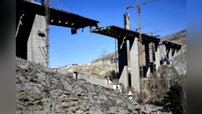 トランプ氏がイラン橋攻撃後に「まだ続く」と脅威、早期合意を迫る…イラン側も反撃方針で応酬拡大