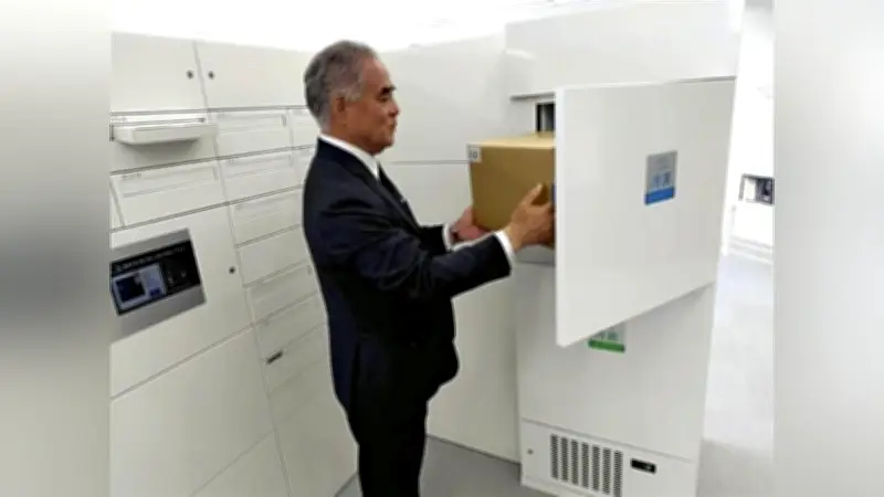 日本宅配システム、福岡に九州初のショールーム開設 冷凍庫付き宅配ボックスを展示