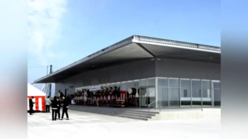 長崎・雲仙市の工業団地に障害者就労支援の製麺工場完成、手延べそうめん生産開始