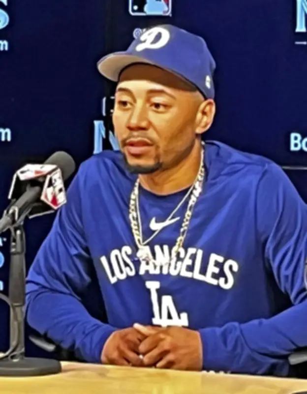 ドジャース・ベッツが右脇腹痛で負傷者リスト入り、金慧成がメジャー昇格