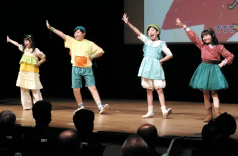 さいたま市と大宮署が春の交通安全運動を展開 子どもユニット「ミドリーズ」が一日署長に