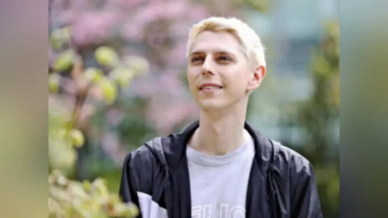 小原ブラスが語る「偏見と差別」：人を傷つけない言葉選びの幻想に疑問