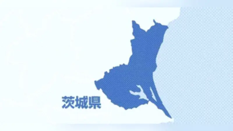 茨城県坂東市でヤード火災発生、車両や建物が燃え鎮火の見通し立たず