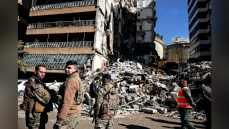 イランがホルムズ海峡再封鎖を表明、米トランプ大統領は通行料「共同徴収」案を提案