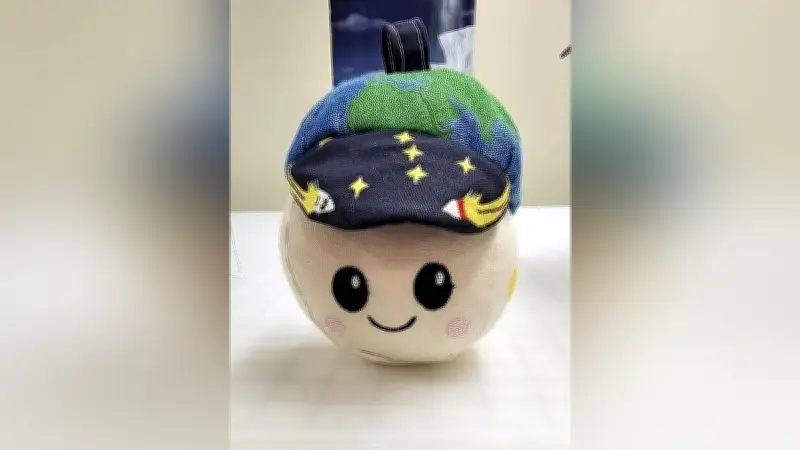 宇宙船オリオンの「もう一人の飛行士」ぬいぐるみライズ、無重力知らせリラックス効果も