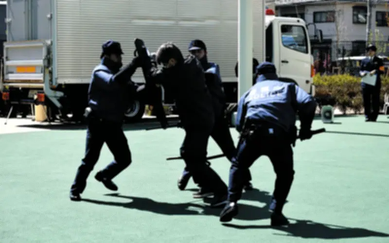 立川競輪場で合同テロ対策訓練 不特定多数が集まる場所の対応強化図る