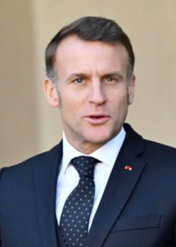 レバノン南部で国連部隊参加のフランス兵が攻撃受け死傷、マクロン大統領がヒズボラ関与の可能性示唆