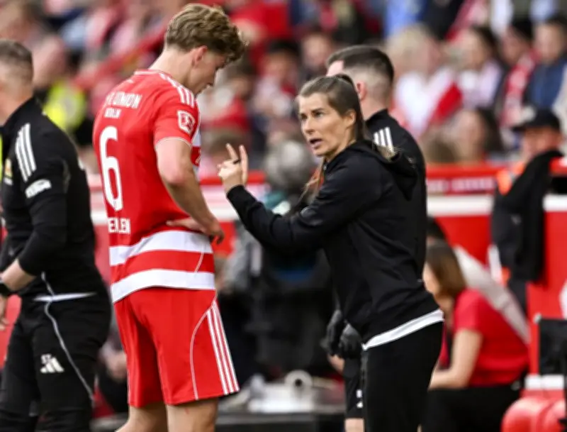 ドイツサッカー界で歴史的瞬間、女性監督が初采配もウニオン・ベルリンは敗戦