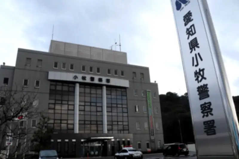 愛知県小牧市で高齢夫婦乗車の車がガードレールに衝突　助手席の妻が死亡