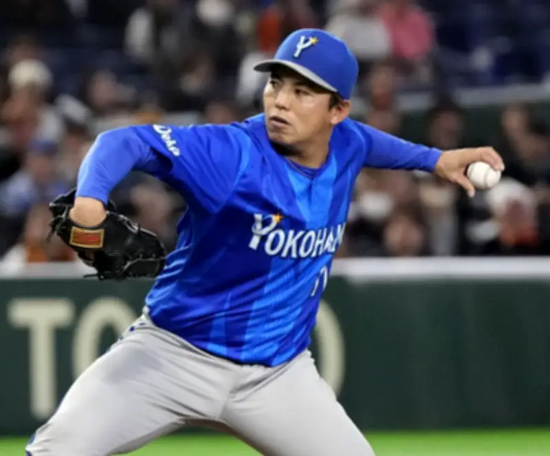 DeNA・東克樹が今季初勝利！巨人打線を7回1失点で完璧に封じる