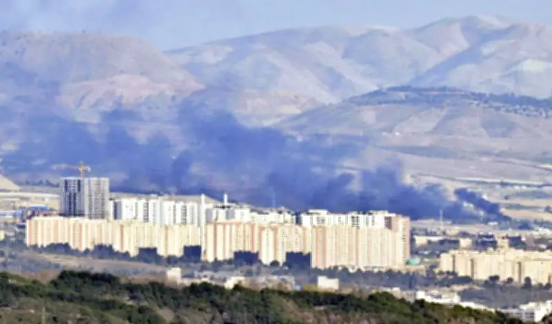 イランが米軍F35ステルス戦闘機を撃墜 作戦開始後初の事態、乗員捜索続く