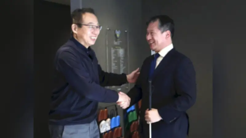 スポーツ庁長官がFC今治・岡田会長と意見交換、スタジアム核のまちづくり推進