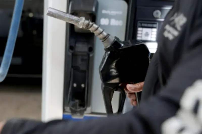 NY原油、112ドル台で3年10カ月ぶり高値 中東緊迫化で買い優勢に