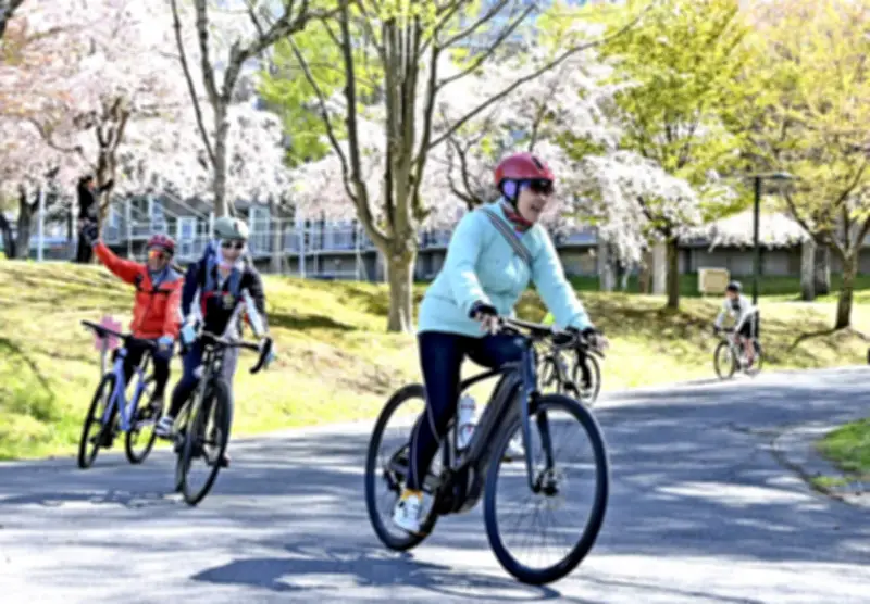 台湾サイクリングチームが会津巡り、観光情報をSNSで発信