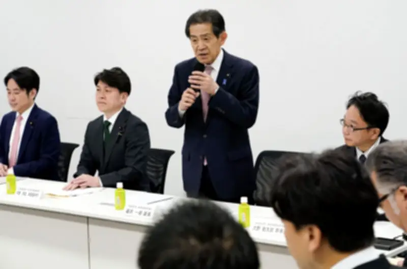 与野党、SNS上の偽情報対策で事業者責任明確化へ 法改正も視野