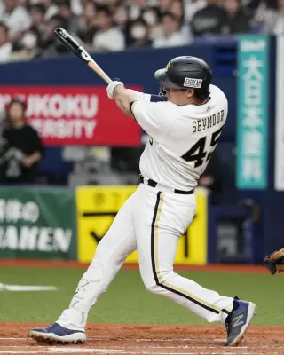 オリックスが逆転勝ち、新外国人シーモアが来日初本塁打 エスピノーザは無傷の4連勝