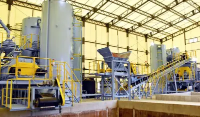 福島県で震度5弱、津波注意報も発表。原発に異常なし