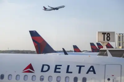 デルタ航空、燃油サーチャージ最大8割値上げ　中東情勢悪化で