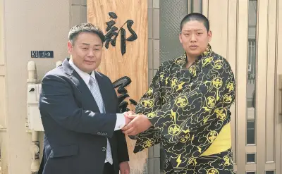 垣添玄空が雷部屋入門「花火のような力士に」父は師匠、母は元女子相撲日本一