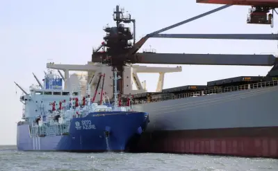 大阪ガス、広島でLNG船への海上燃料供給を開始 脱炭素化に対応