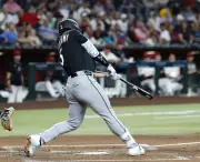 村上宗隆が4試合連続本塁打で9号、今永昇太は好投で2勝目、鈴木誠也も1号発進