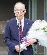 群馬・富岡市長に茂原氏が初登庁、出生数減少に歯止めへ決意