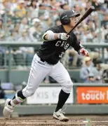 ロッテ佐藤が２打席連発、４打点の活躍でソフトバンクに完封勝ち