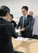 中野区長選前に市民団体が要望 選挙期間中のヘイトスピーチ対策強化を区選管に訴え