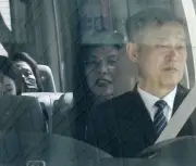 習近平総書記が国民党・鄭麗文主席と会談 台湾統一巡る発言に国際的注目