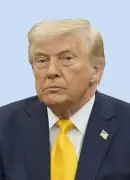 米大統領がホルムズ海峡封鎖を表明 イランに対抗し船舶管理を目指す