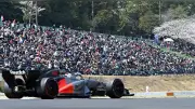 桜咲く鈴鹿でF1日本GPが熱狂 観客31万5000人で過去最多を記録