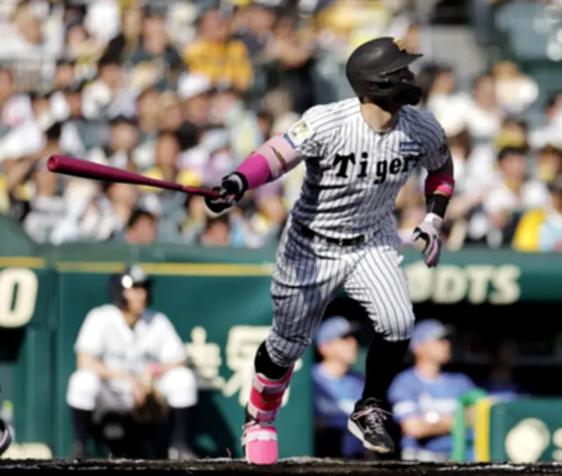 阪神が無失点リレーで快勝、才木が10奪三振の好投で4勝目