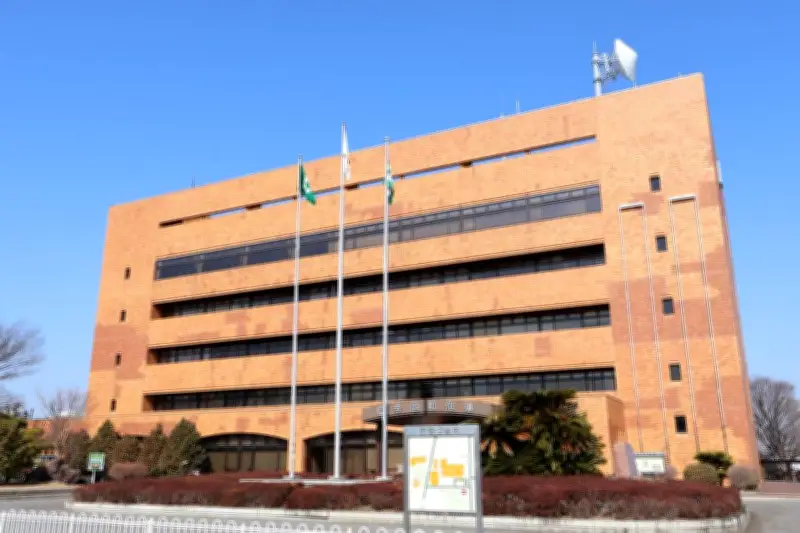 愛知・岡崎で救急車がトラックと接触事故、患者搬送中に19分遅れ