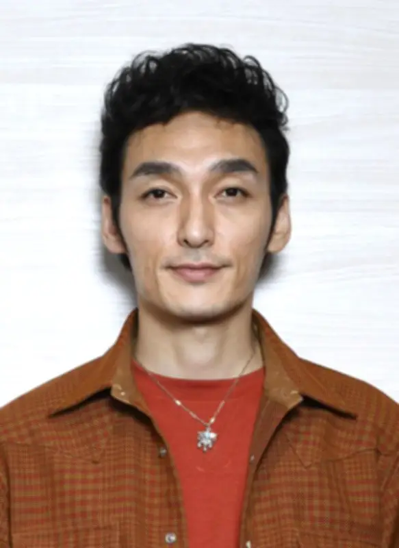 草なぎ剛さんに第1子誕生、SMAP元メンバーに待望のパパに