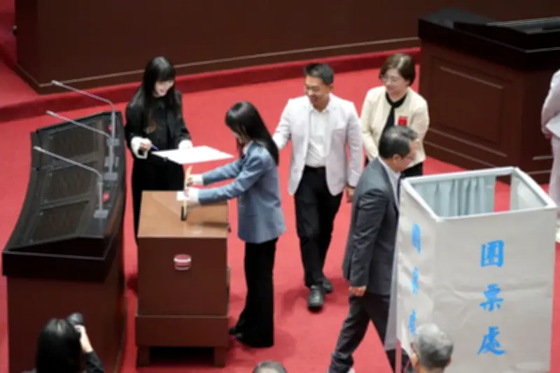 台湾・頼総統の弾劾案否決、就任2年で与野党対立続く