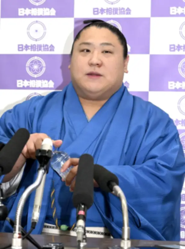 若隆景、25場所ぶり2度目の優勝「少し疲れた」一夜明け会見