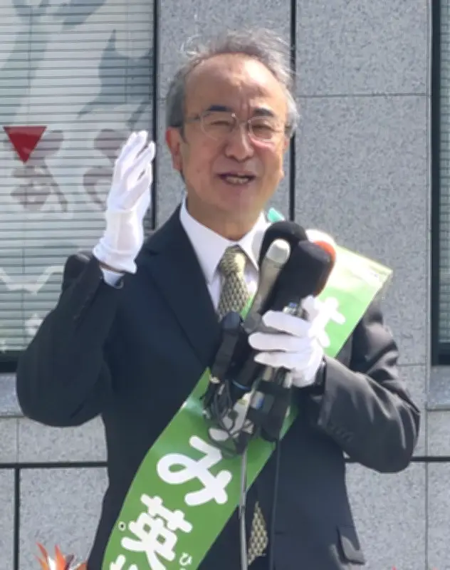 新潟県知事選、花角英世氏が3選確実 新人2人破る