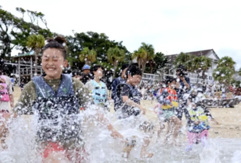 子どもの数、45年連続減の1329万人 割合も過去最低を更新