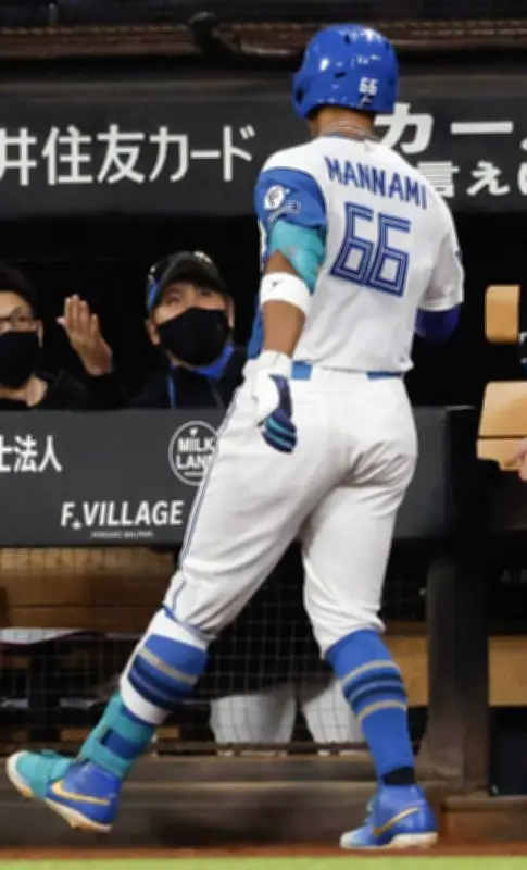 日本ハムが逆転勝ち、伊藤がリーグ最多に並ぶ5勝目