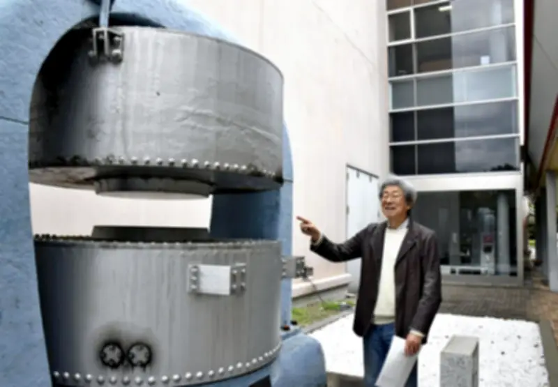 原町無線塔の功績伝える活動 副柱模型展示6日終了