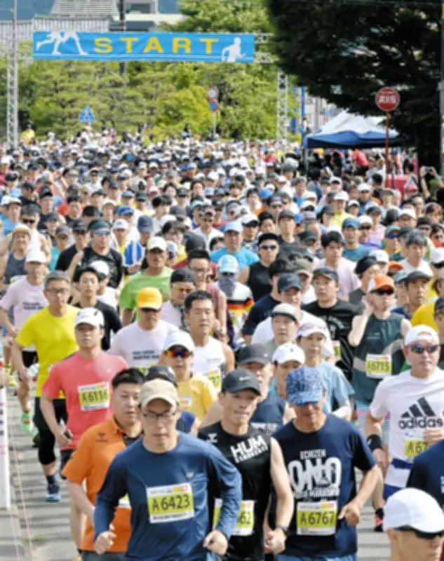 第62回越前大野名水マラソンに延べ2848人出場、新緑の奥越路を駆ける